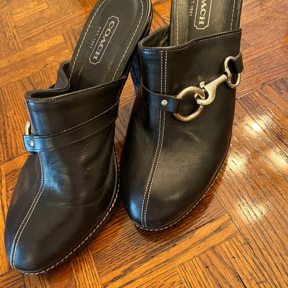Coach Black Leather Women's Shoes - Picture 2 of 4